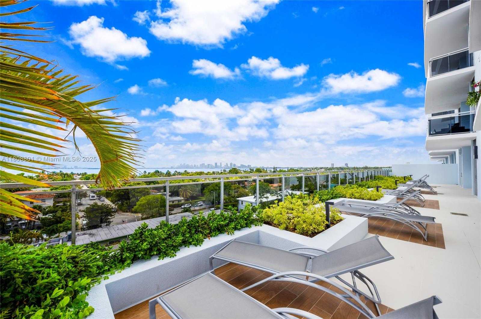 Small Image of 7901 HISPANOLA AVE #1605, North Bay Village Number 44