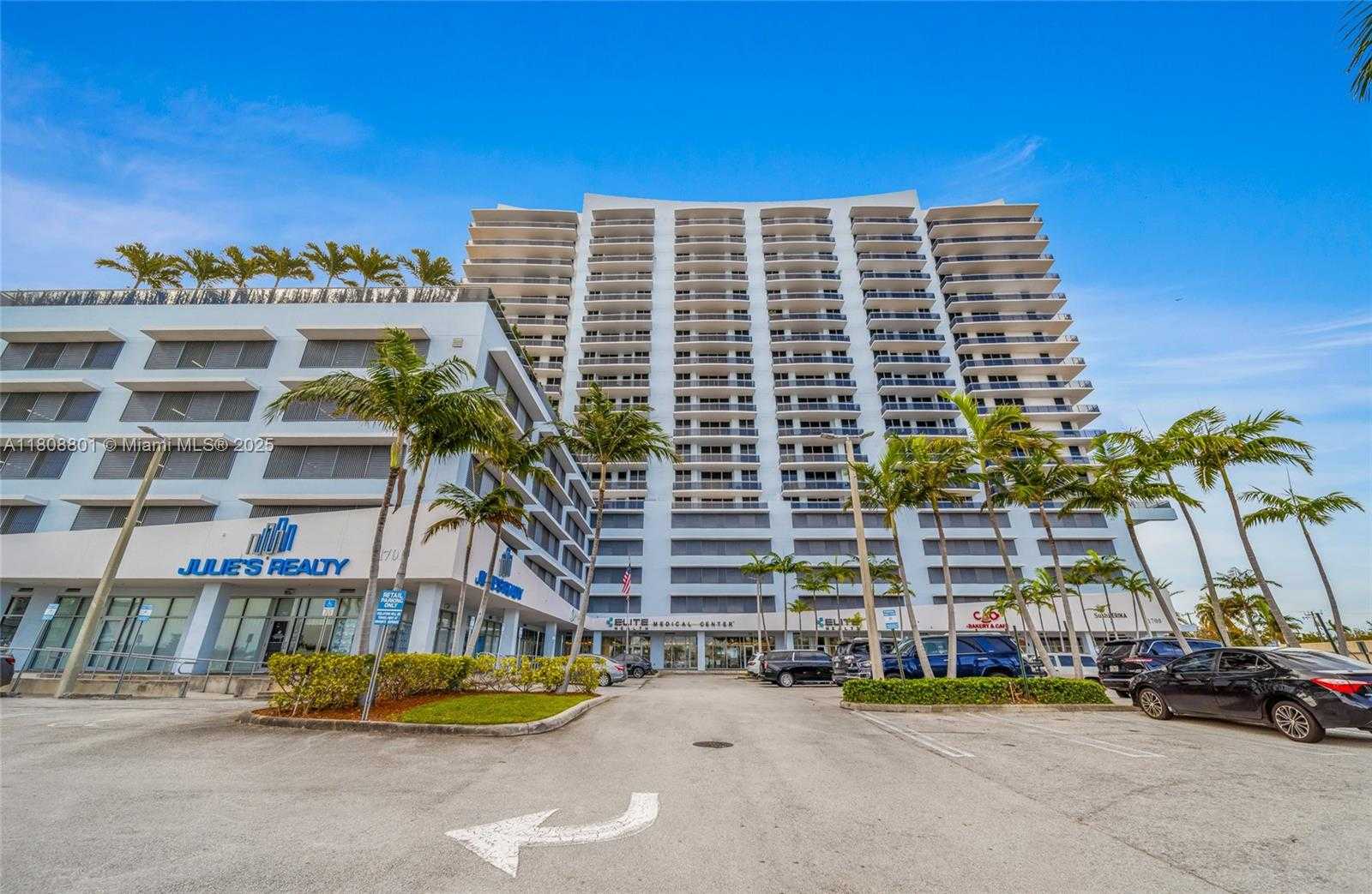 Small Image of 7901 HISPANOLA AVE #1605, North Bay Village Number 57