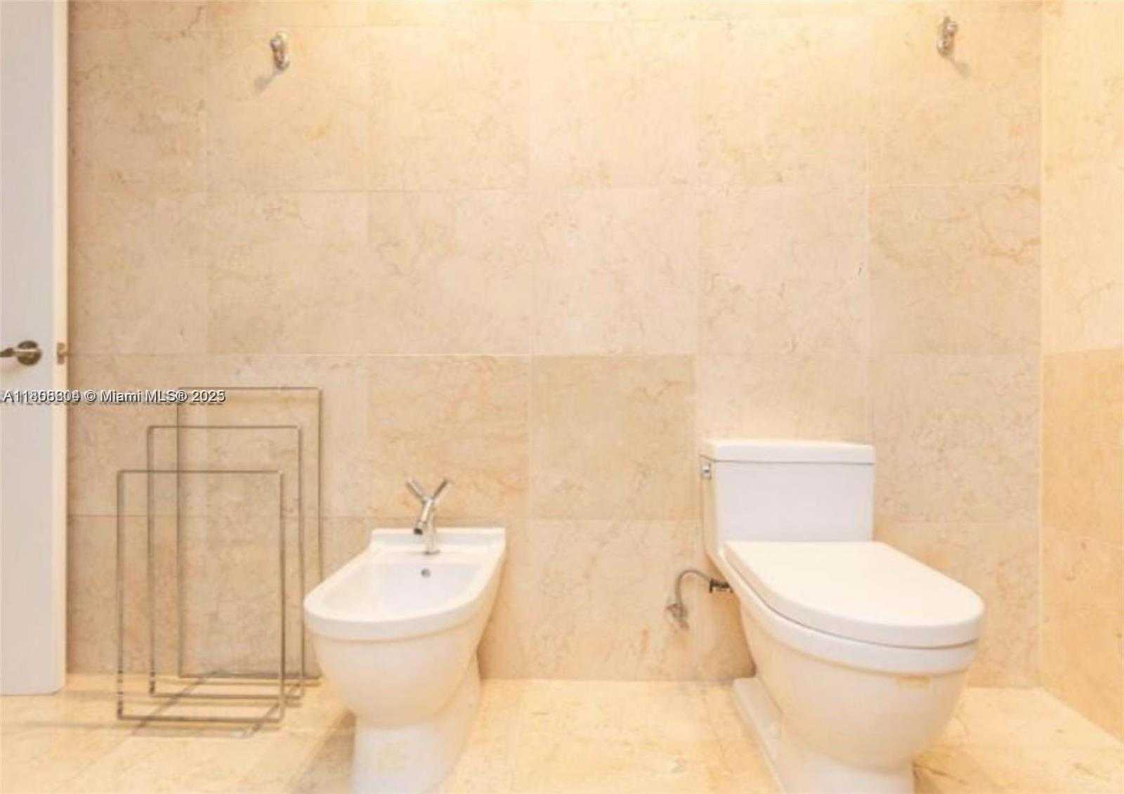 Small Image of 6000 COLLINS AVE #146, Miami Beach Number 6