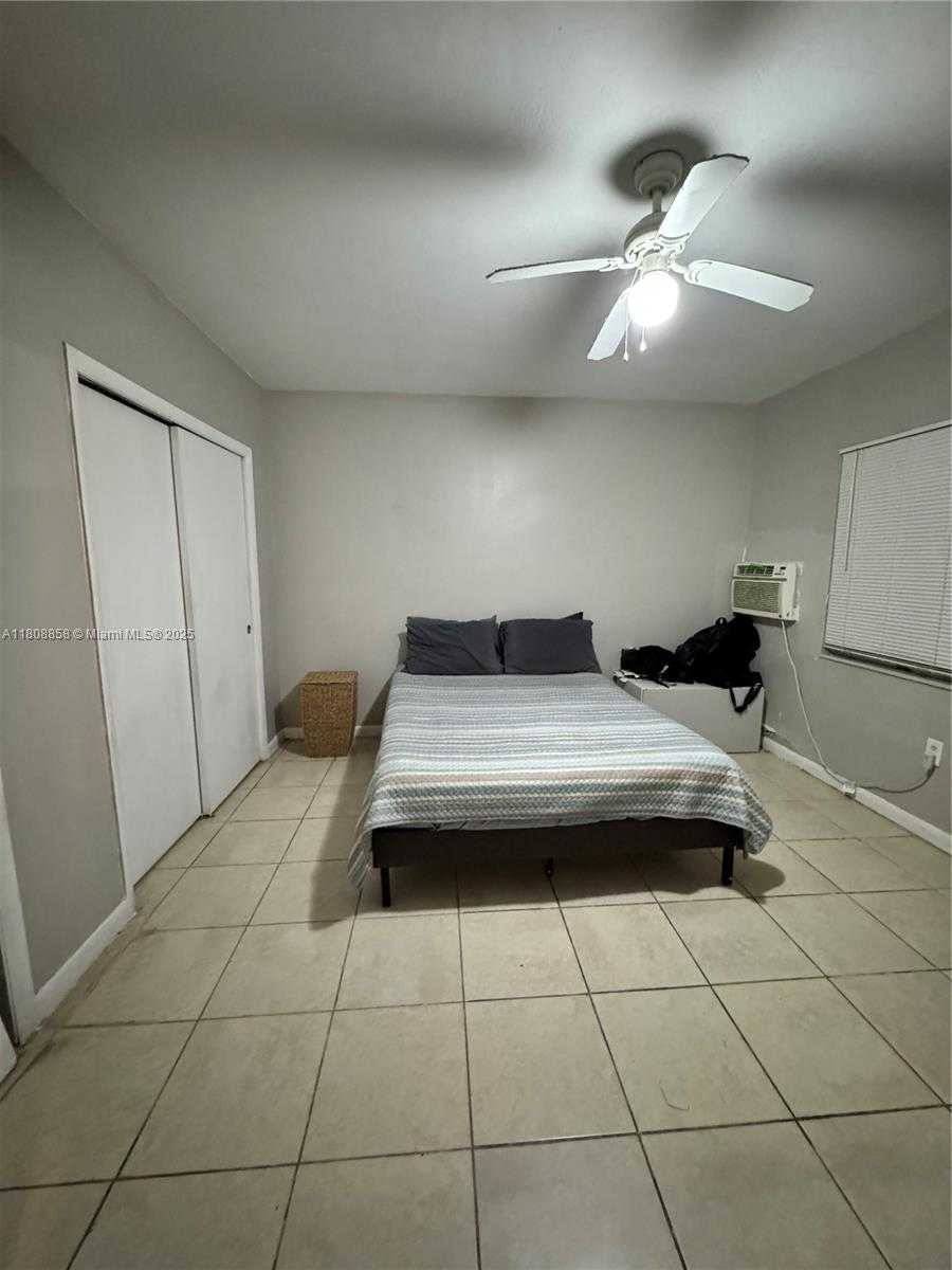 Small Image of 7311 GARY AVE #5, Miami Beach Number 6