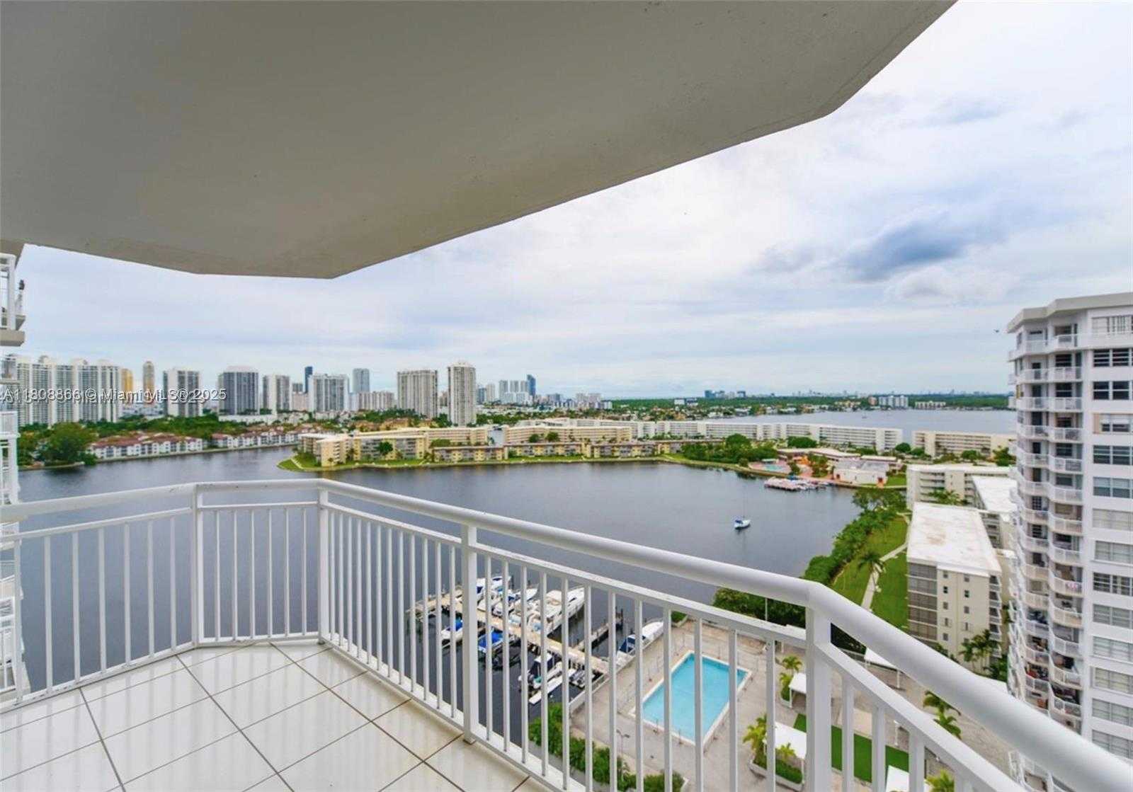 Small Image of 18071 BISCAYNE BLVD #1803, Aventura Number 12