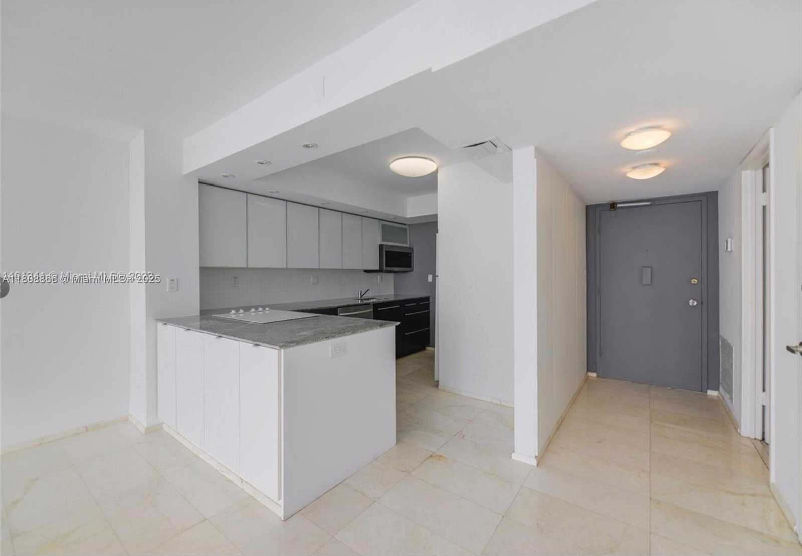 Small Image of 18071 BISCAYNE BLVD #1803, Aventura Number 6
