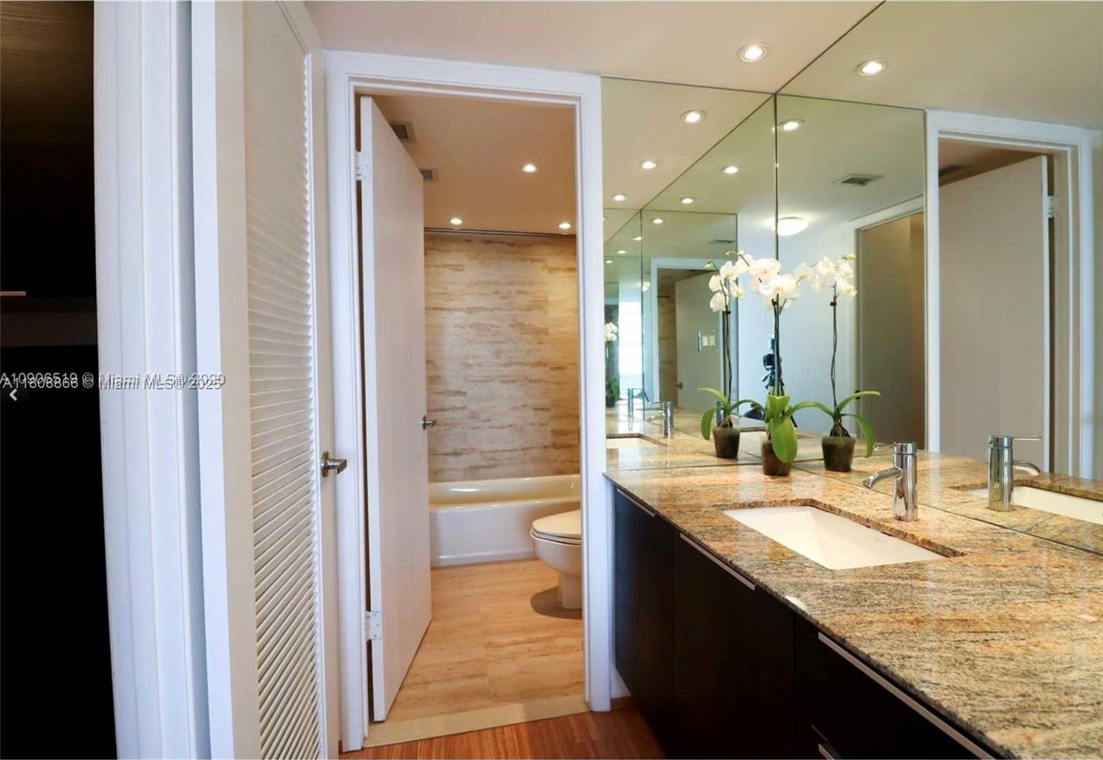 Small Image of 18071 BISCAYNE BLVD #1803, Aventura Number 9