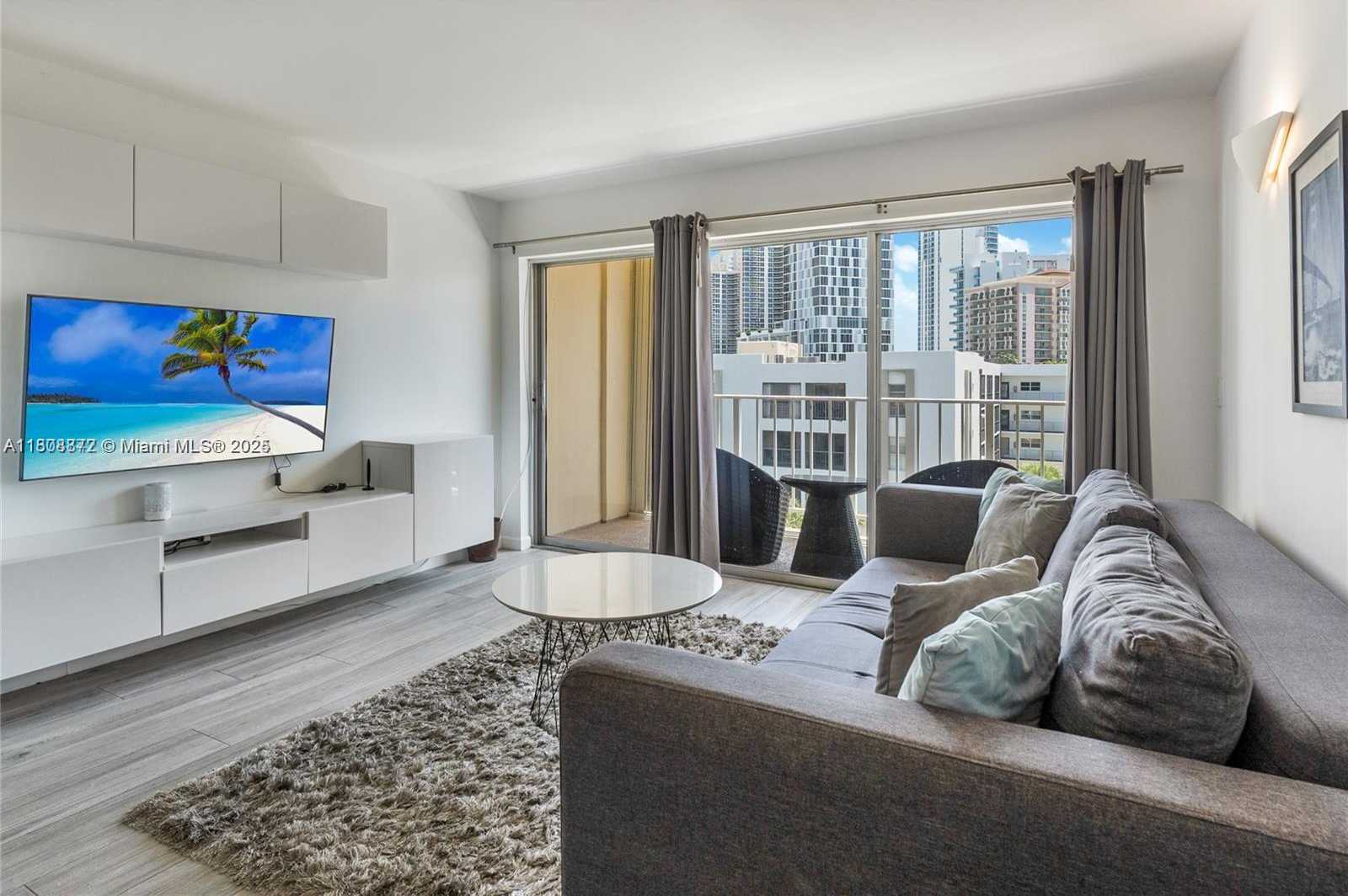 Small Image of 200 178TH DR #606, Sunny Isles Beach Number 5