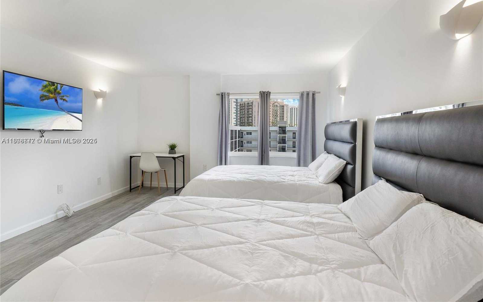 Small Image of 200 178TH DR #606, Sunny Isles Beach Number 7