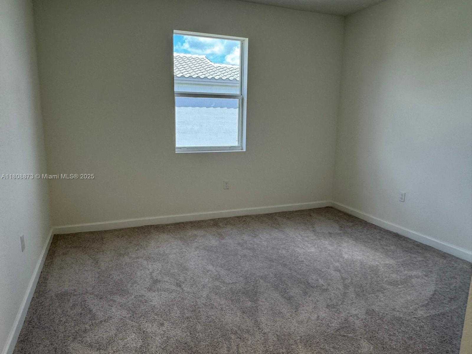 Small Image of 18418 SOUTH WEST 2ND ST, Pembroke Pines Number 5