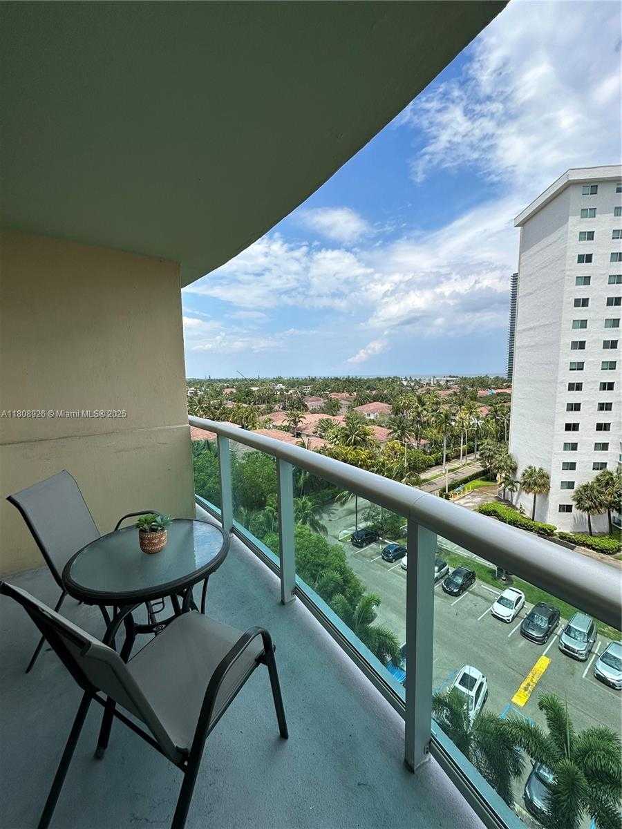 Small Image of 19390 COLLINS AVE #820, Sunny Isles Beach Number 7