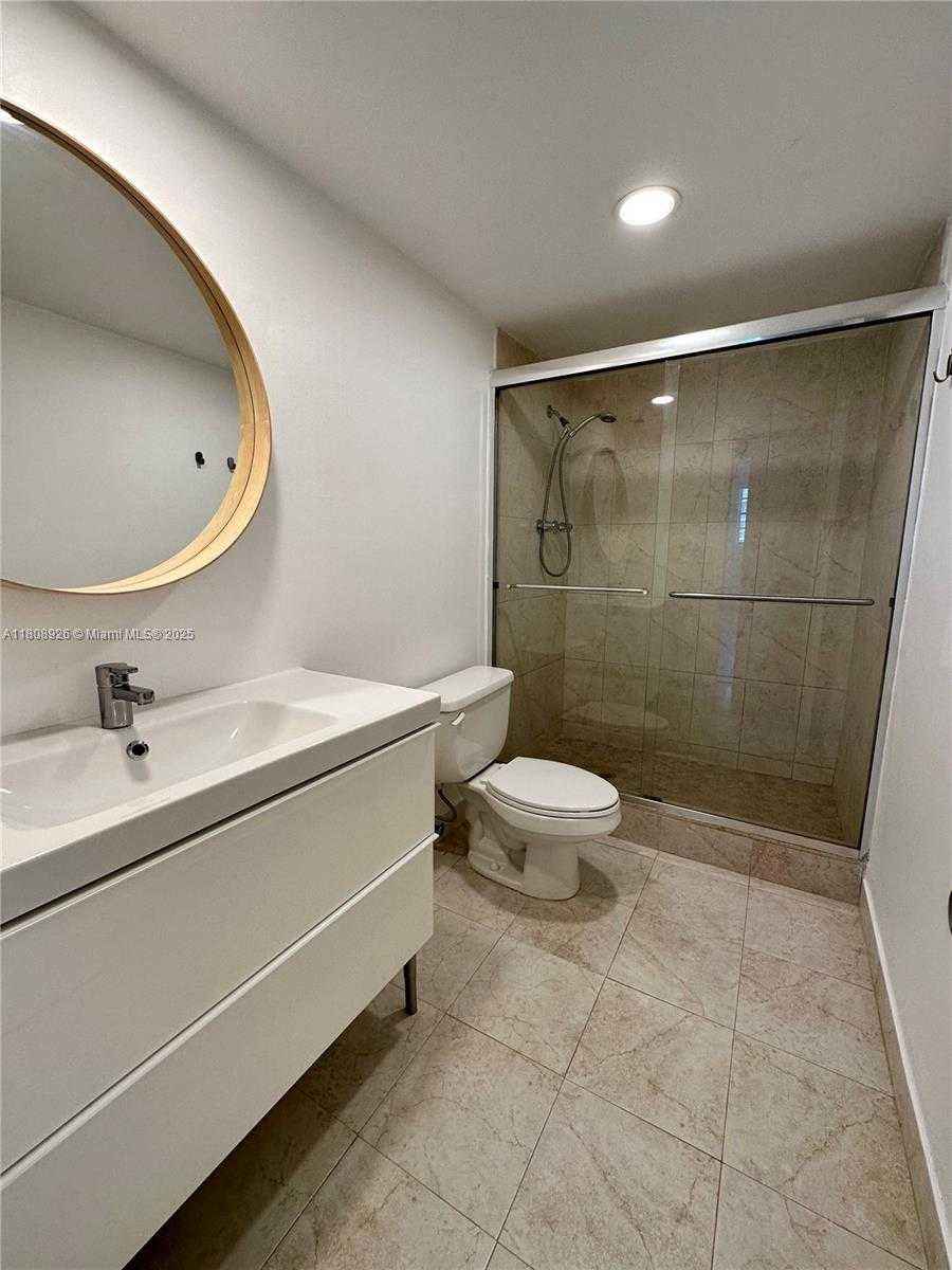 Small Image of 19390 COLLINS AVE #820, Sunny Isles Beach Number 9