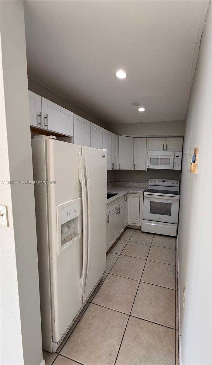 Small Image of 4705 NORTH WEST 7TH ST #203-7, Miami Number 4