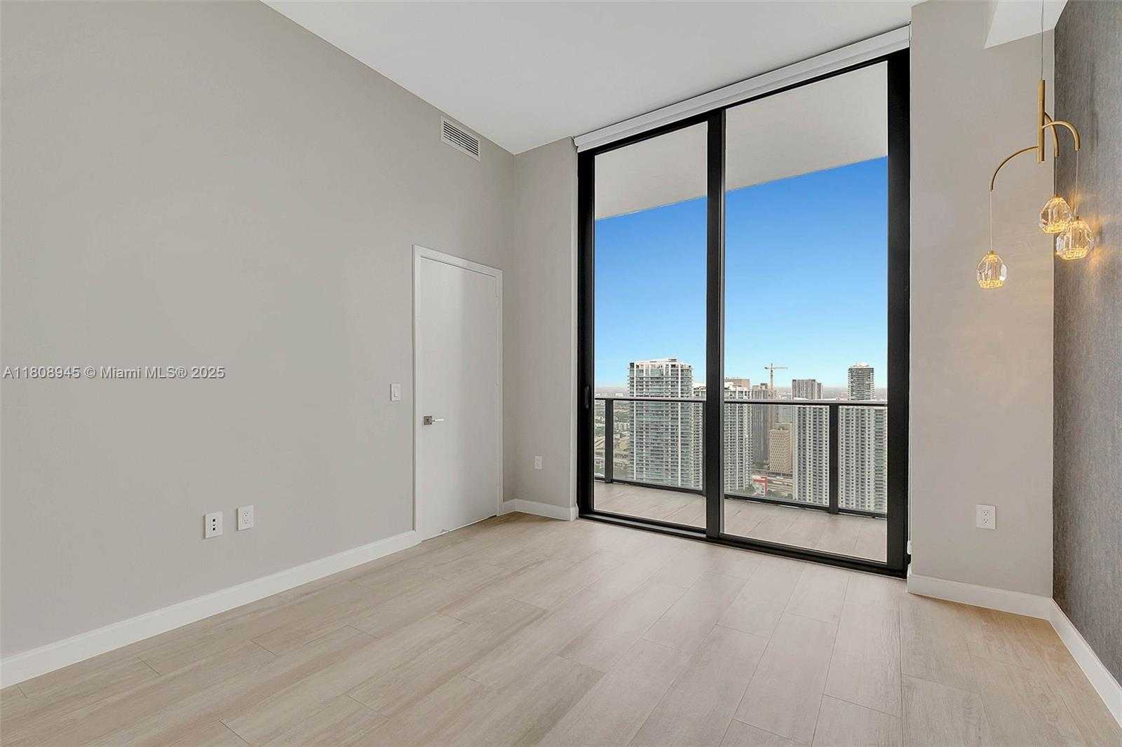 Small Image of 45 SOUTH WEST 9TH ST #4509, Miami Number 10