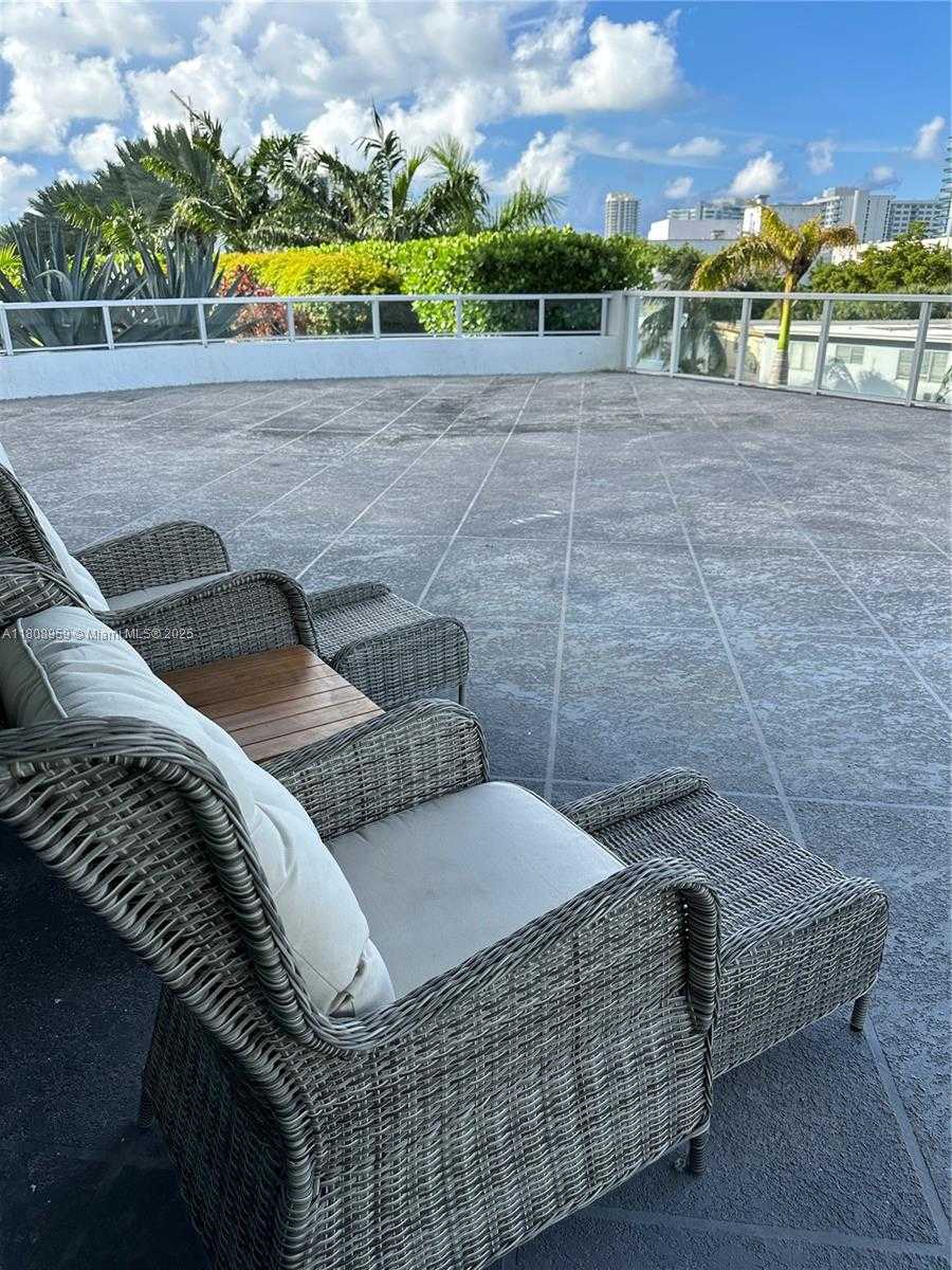 Small Image of 6700 INDIAN CREEK DR #401, Miami Beach Number 11