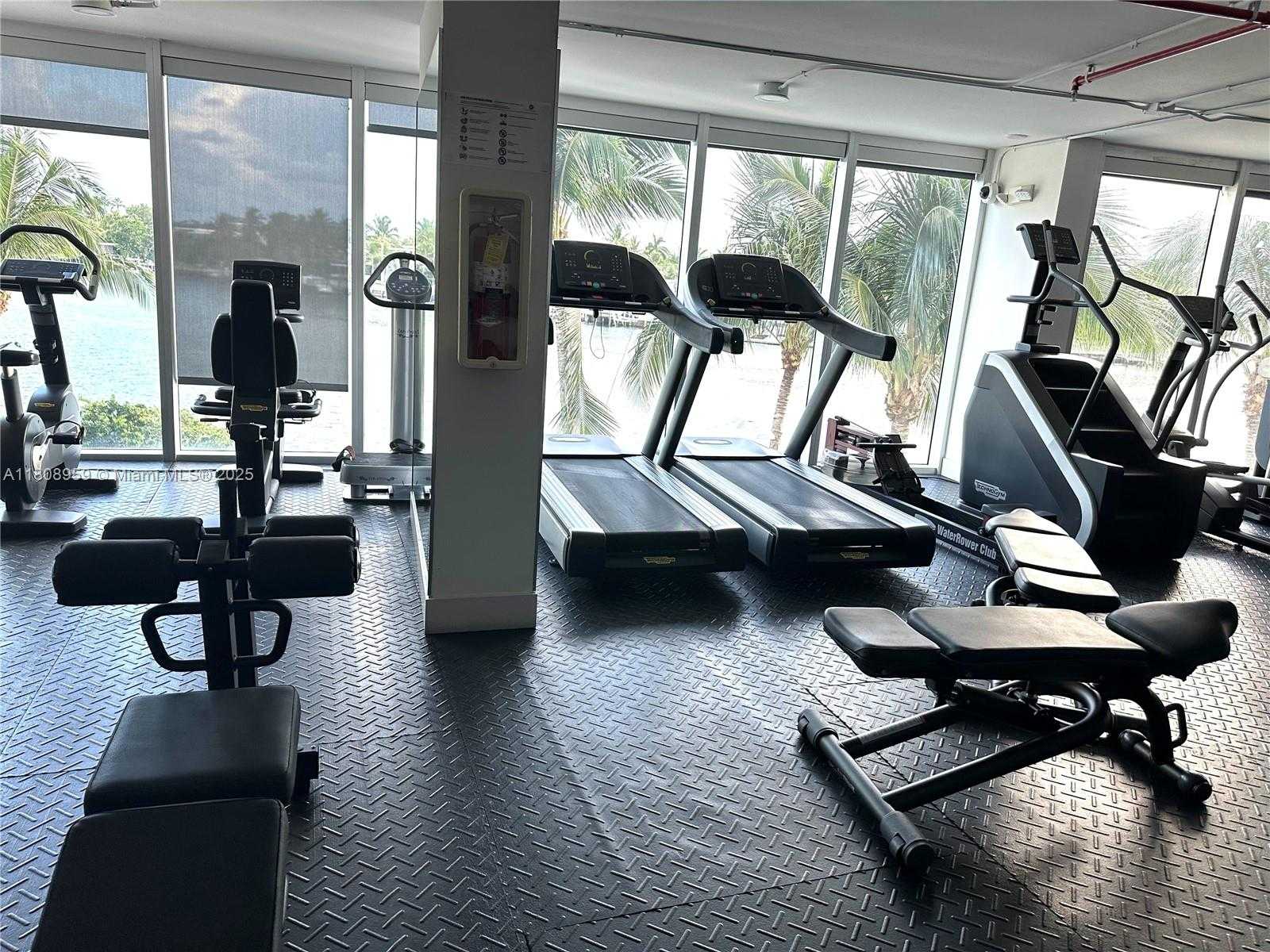 Small Image of 6700 INDIAN CREEK DR #401, Miami Beach Number 18
