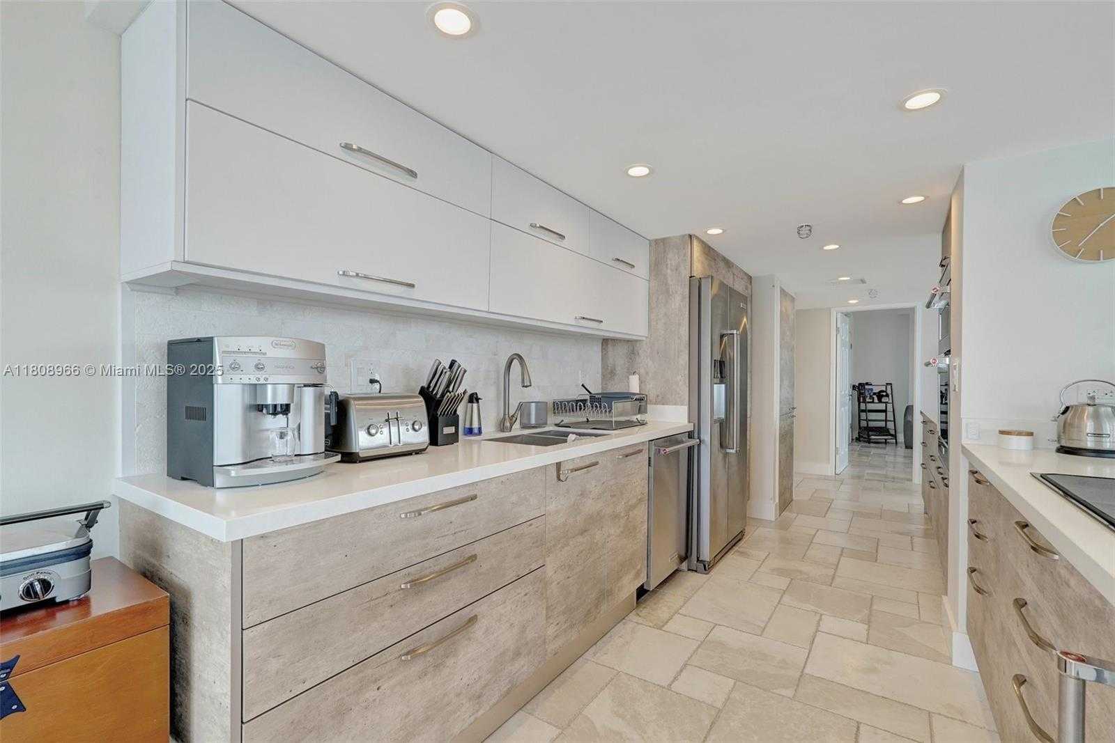 Small Image of 210 174TH ST #2419, Sunny Isles Beach Number 14