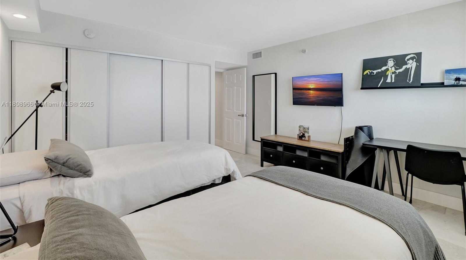 Small Image of 210 174TH ST #2419, Sunny Isles Beach Number 28