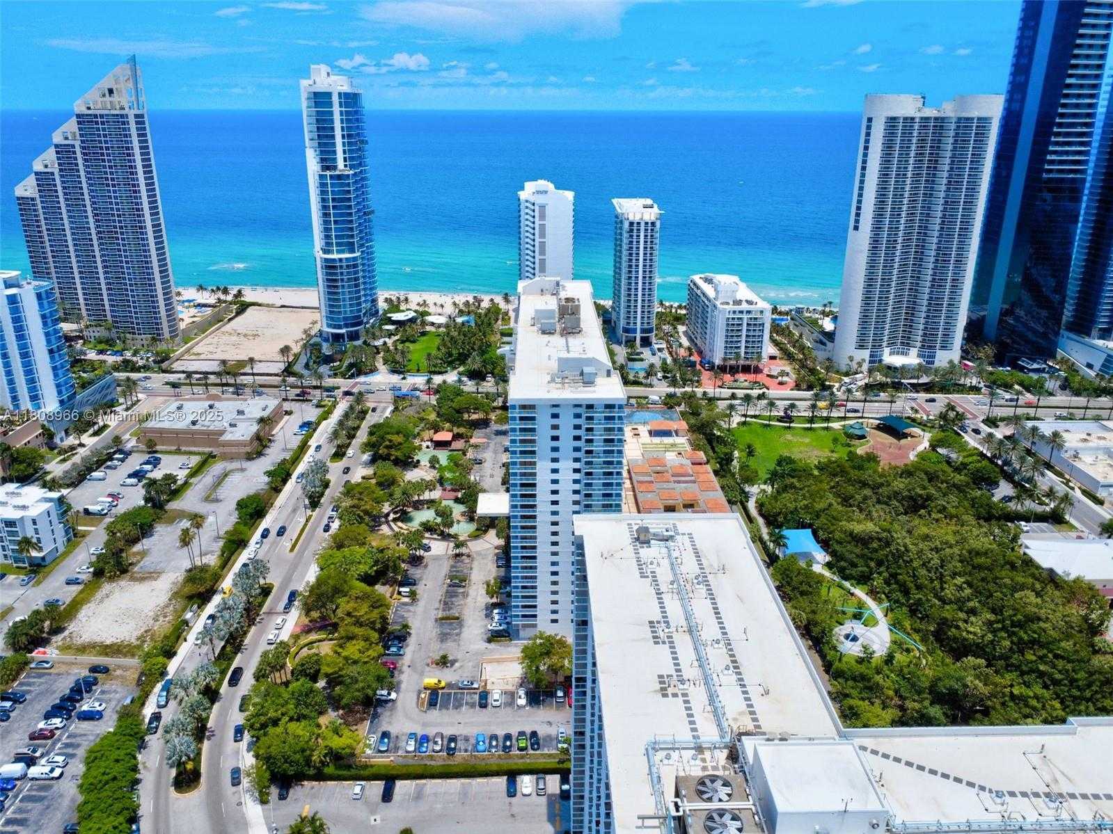 Small Image of 210 174TH ST #2419, Sunny Isles Beach Number 3