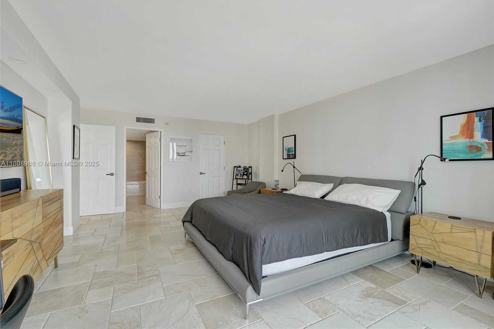 Small Image of 210 174TH ST #2419, Sunny Isles Beach Number 43