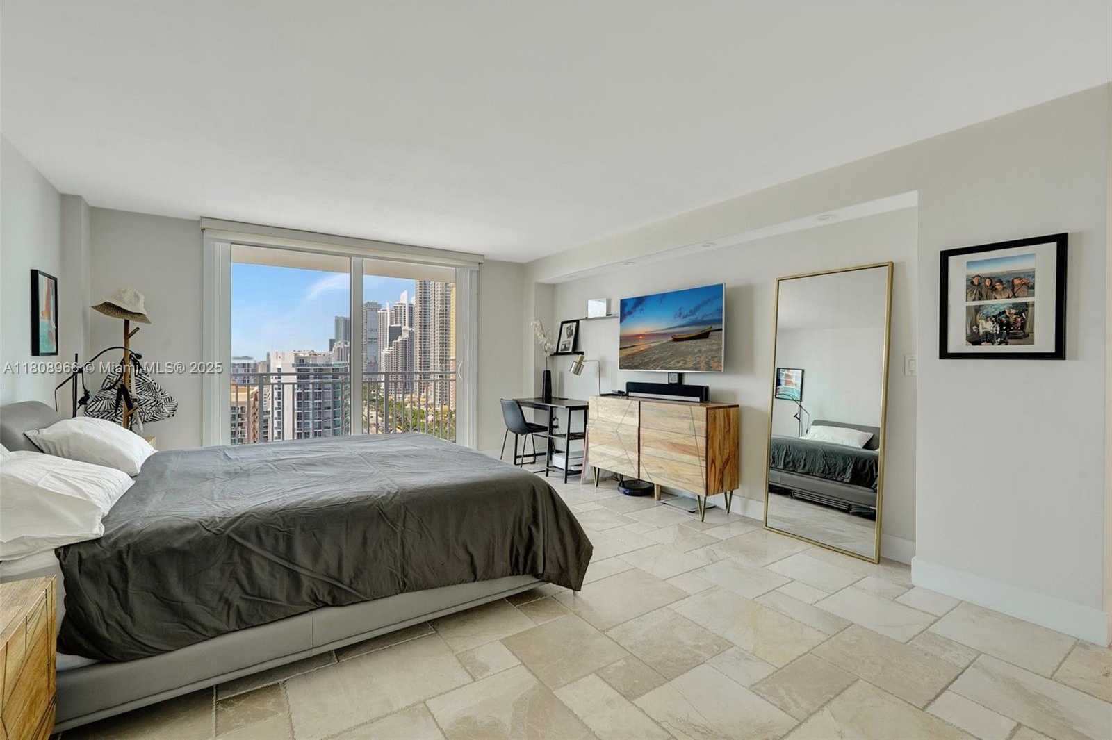 Small Image of 210 174TH ST #2419, Sunny Isles Beach Number 45
