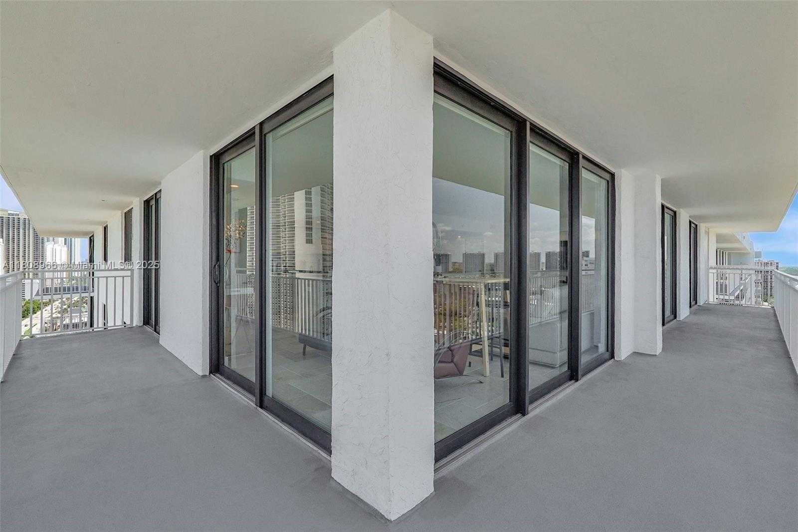 Small Image of 210 174TH ST #2419, Sunny Isles Beach Number 51