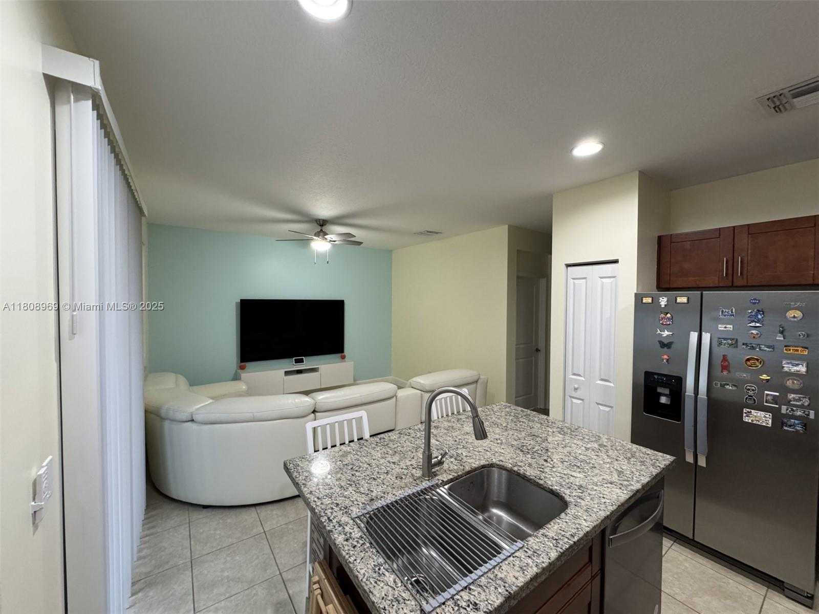 Small Image of 4849 NORTH WEST 57TH CT, Tamarac Number 6