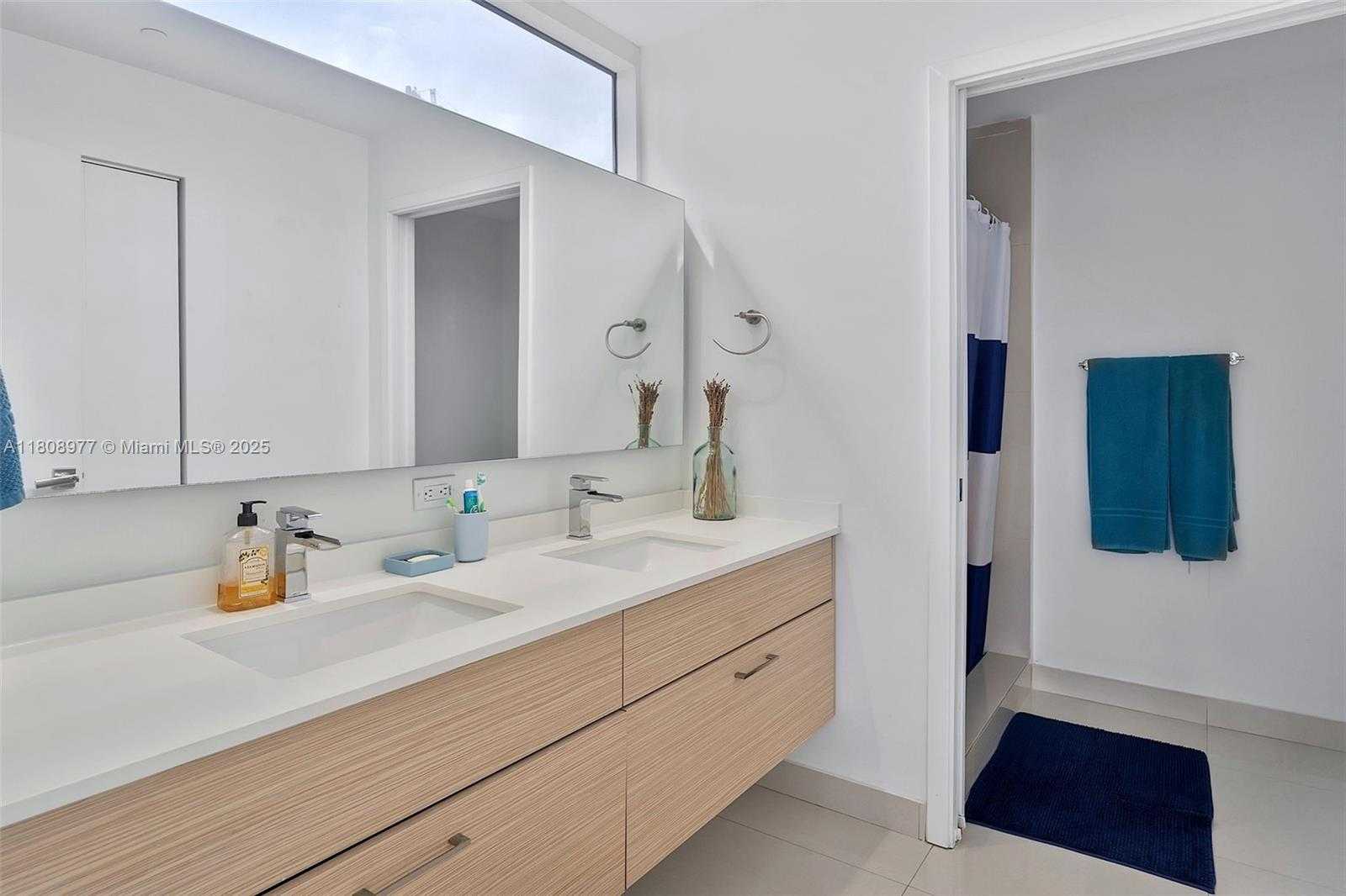 Small Image of 600 NORTH EAST 27TH ST #1105, Miami Number 41