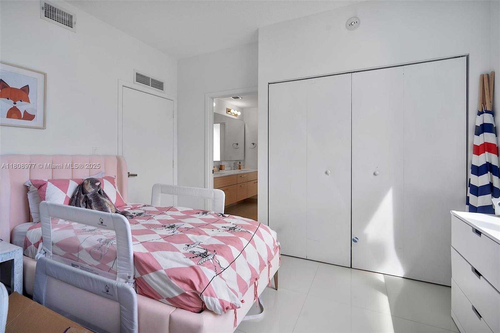 Small Image of 600 NORTH EAST 27TH ST #1105, Miami Number 48