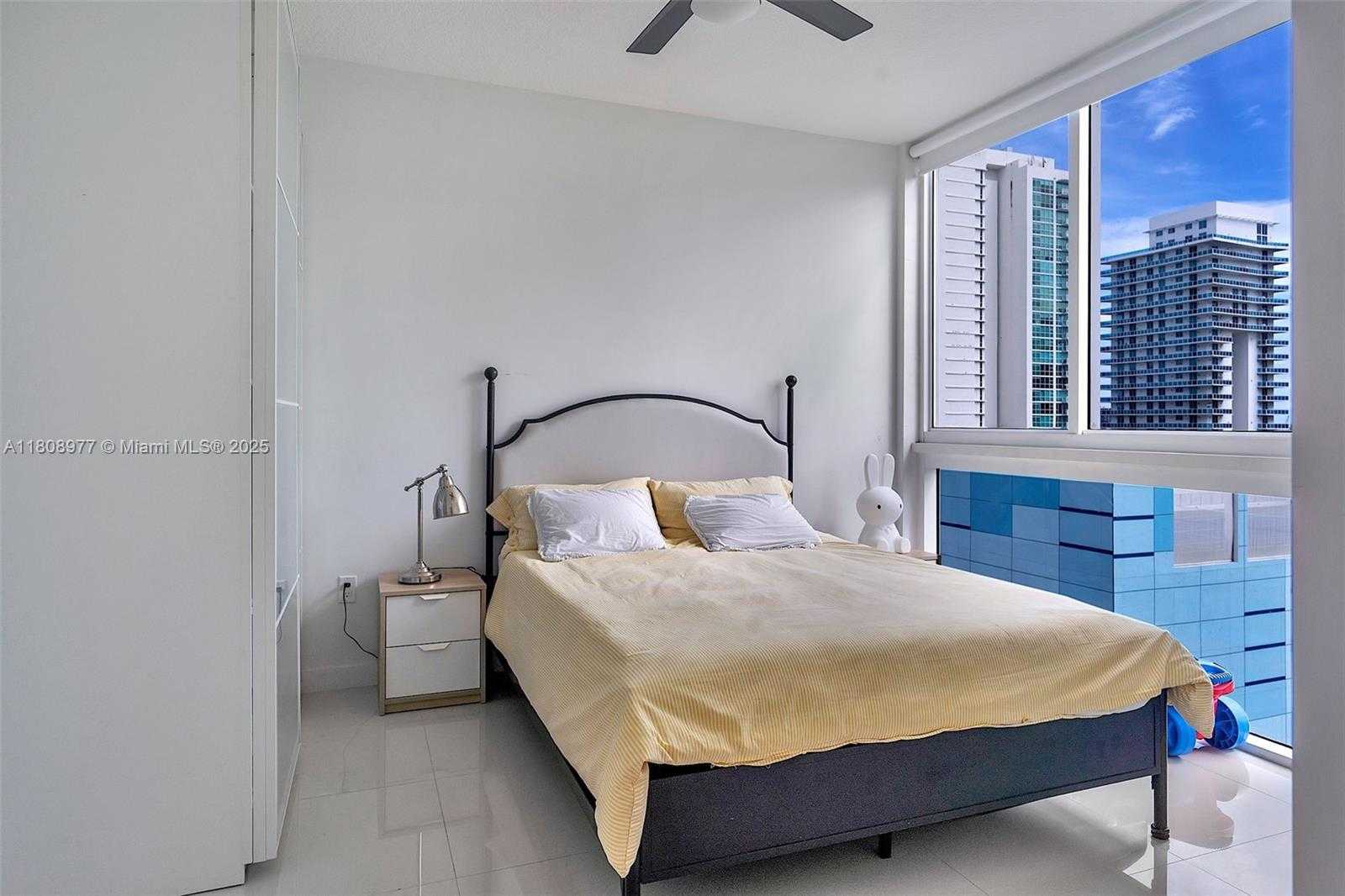 Small Image of 600 NORTH EAST 27TH ST #1105, Miami Number 49