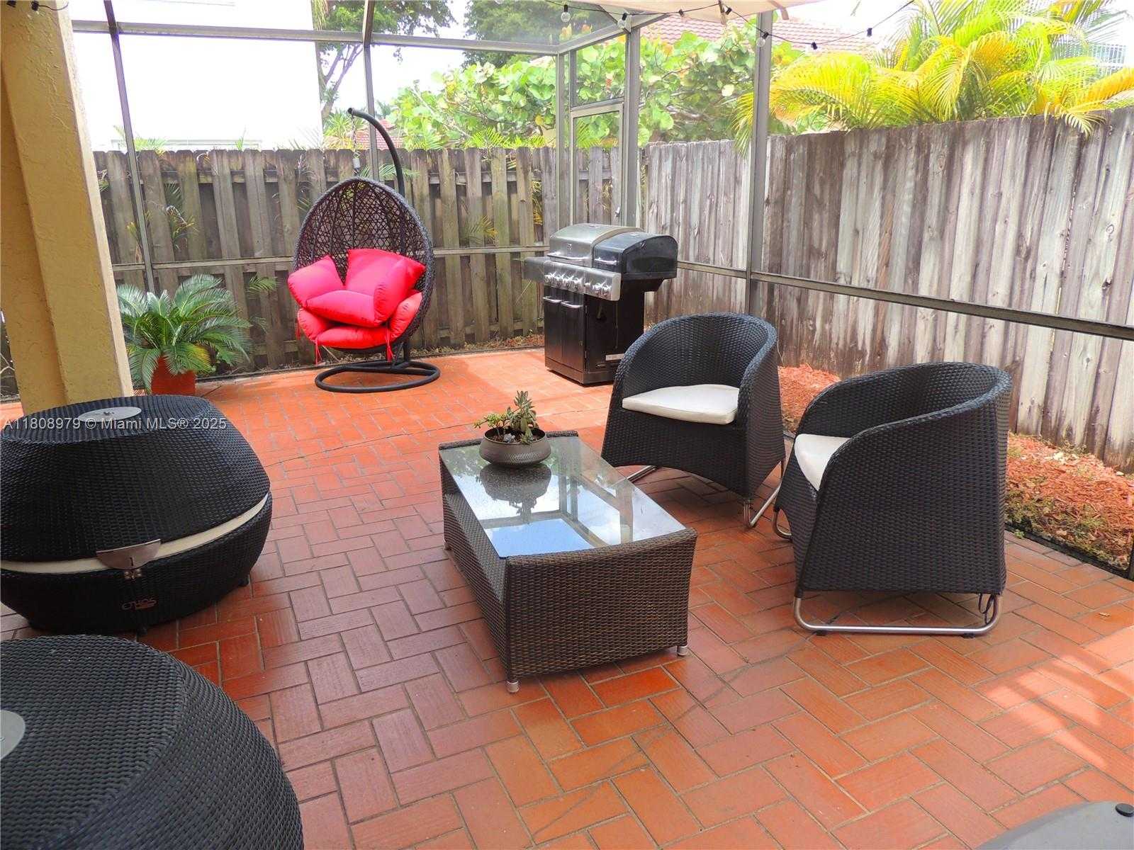 Small Image of 10245 NORTH WEST 57TH ST, Doral Number 16