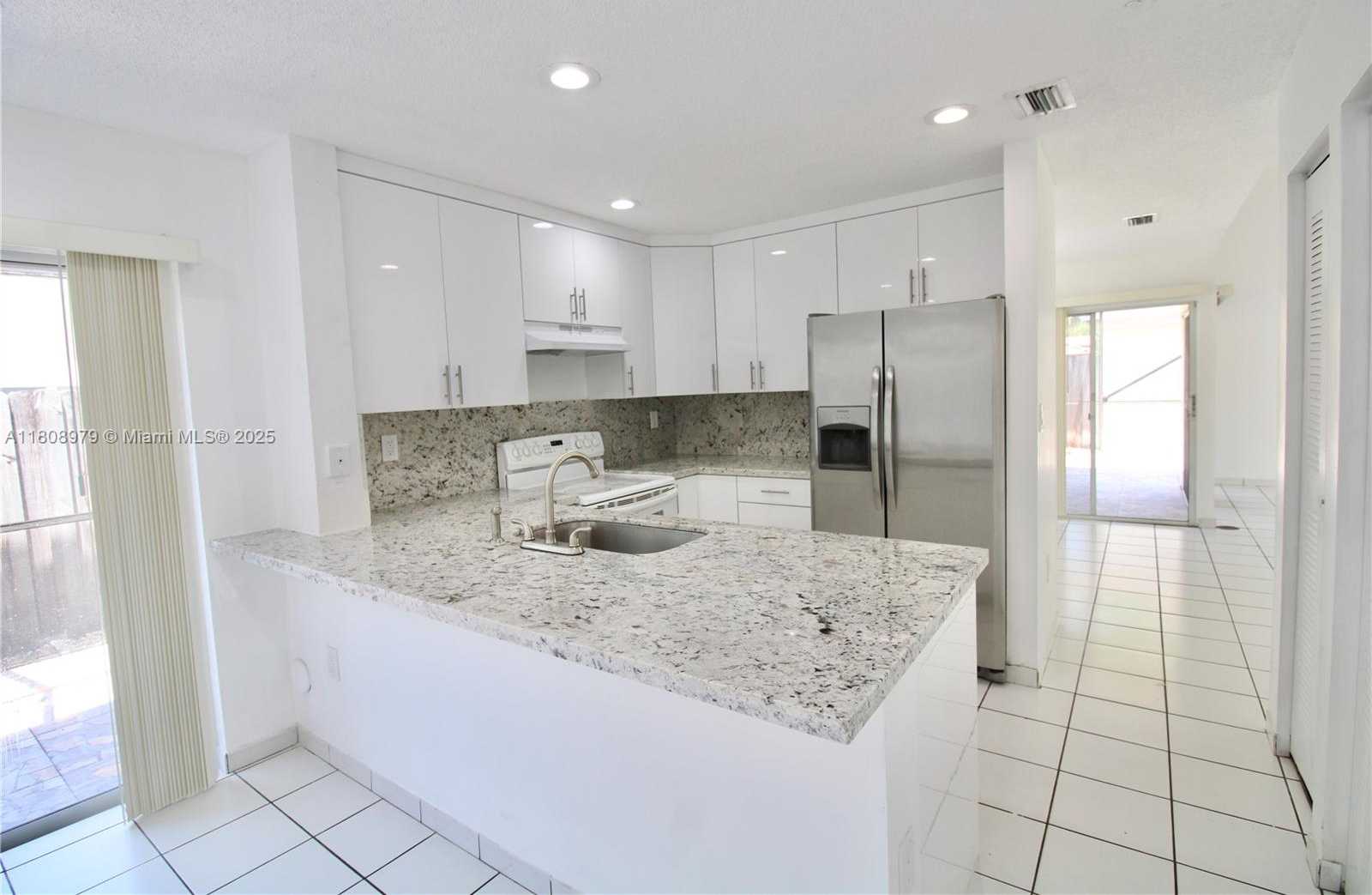 Small Image of 10245 NORTH WEST 57TH ST, Doral Number 7