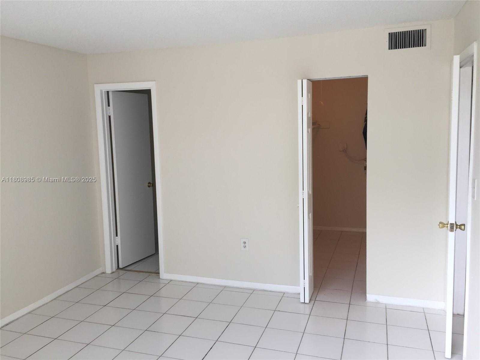 Small Image of 1251 NORTH EAST 108TH ST #106, Miami Number 3