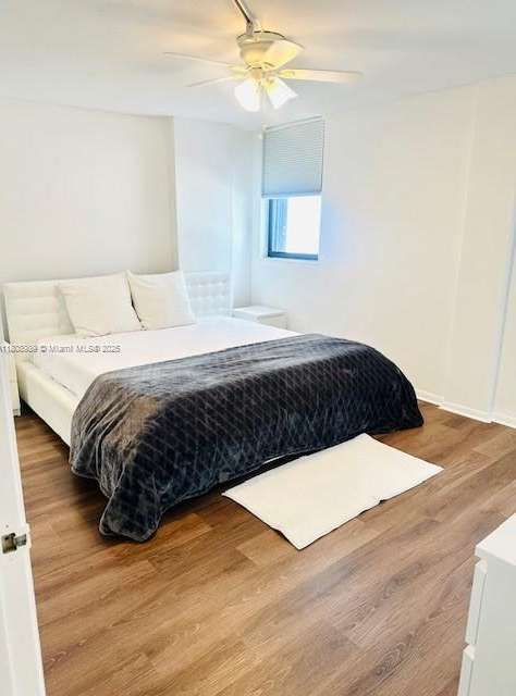 Small Image of 2625 COLLINS AVE #415, Miami Beach Number 15