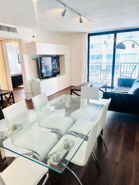 Small Image of 2625 COLLINS AVE #415, Miami Beach Number 8