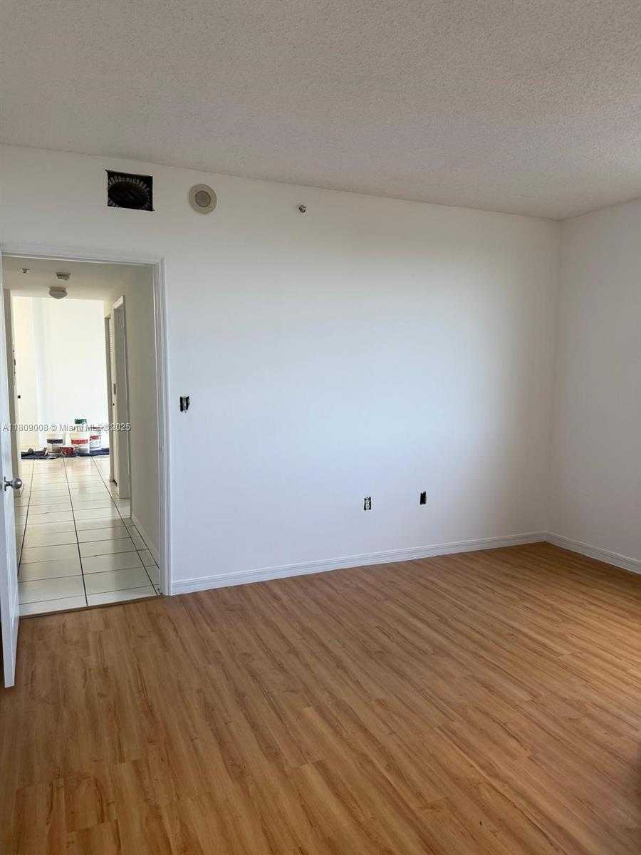 Small Image of 5099 NORTH WEST 7TH ST #908, Miami Number 4