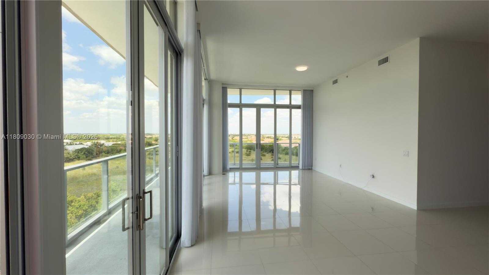 Small Image of 7825 NORTH WEST 107TH AVE #811, Doral Number 12