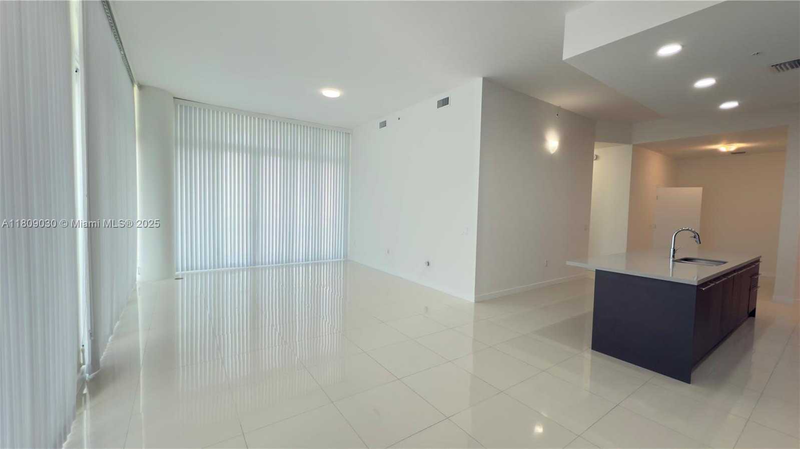 Small Image of 7825 NORTH WEST 107TH AVE #811, Doral Number 18