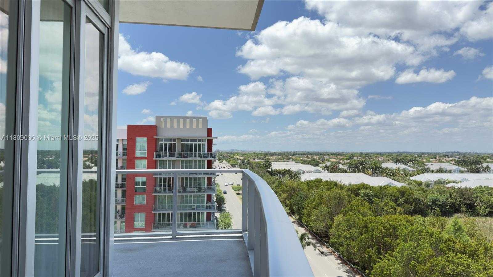 Small Image of 7825 NORTH WEST 107TH AVE #811, Doral Number 3