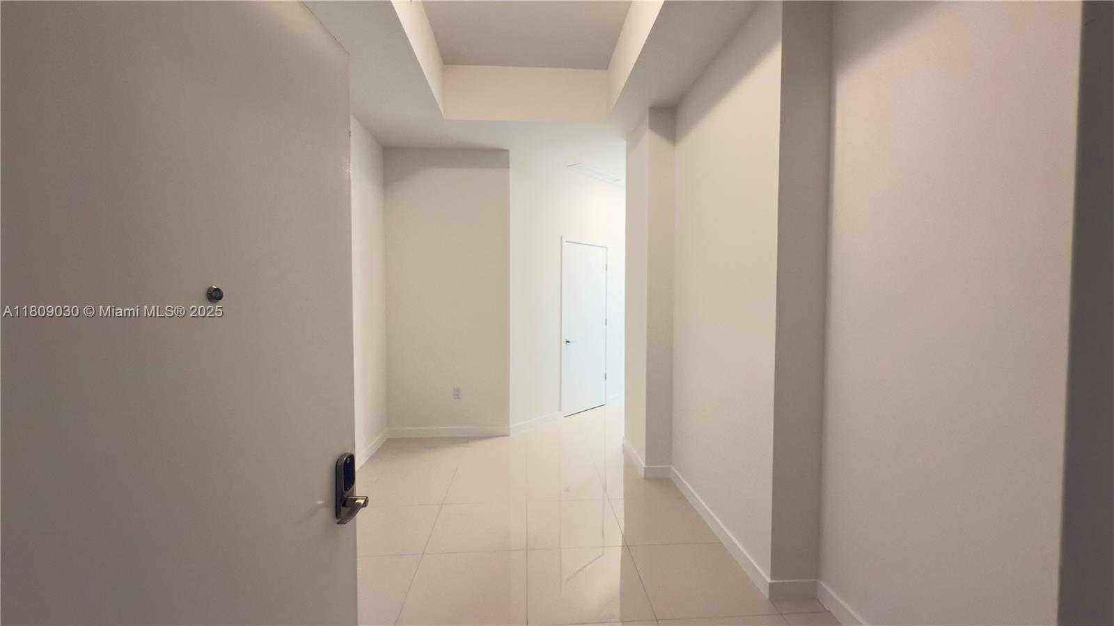 Small Image of 7825 NORTH WEST 107TH AVE #811, Doral Number 33