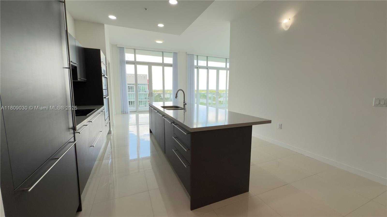 Small Image of 7825 NORTH WEST 107TH AVE #811, Doral Number 37