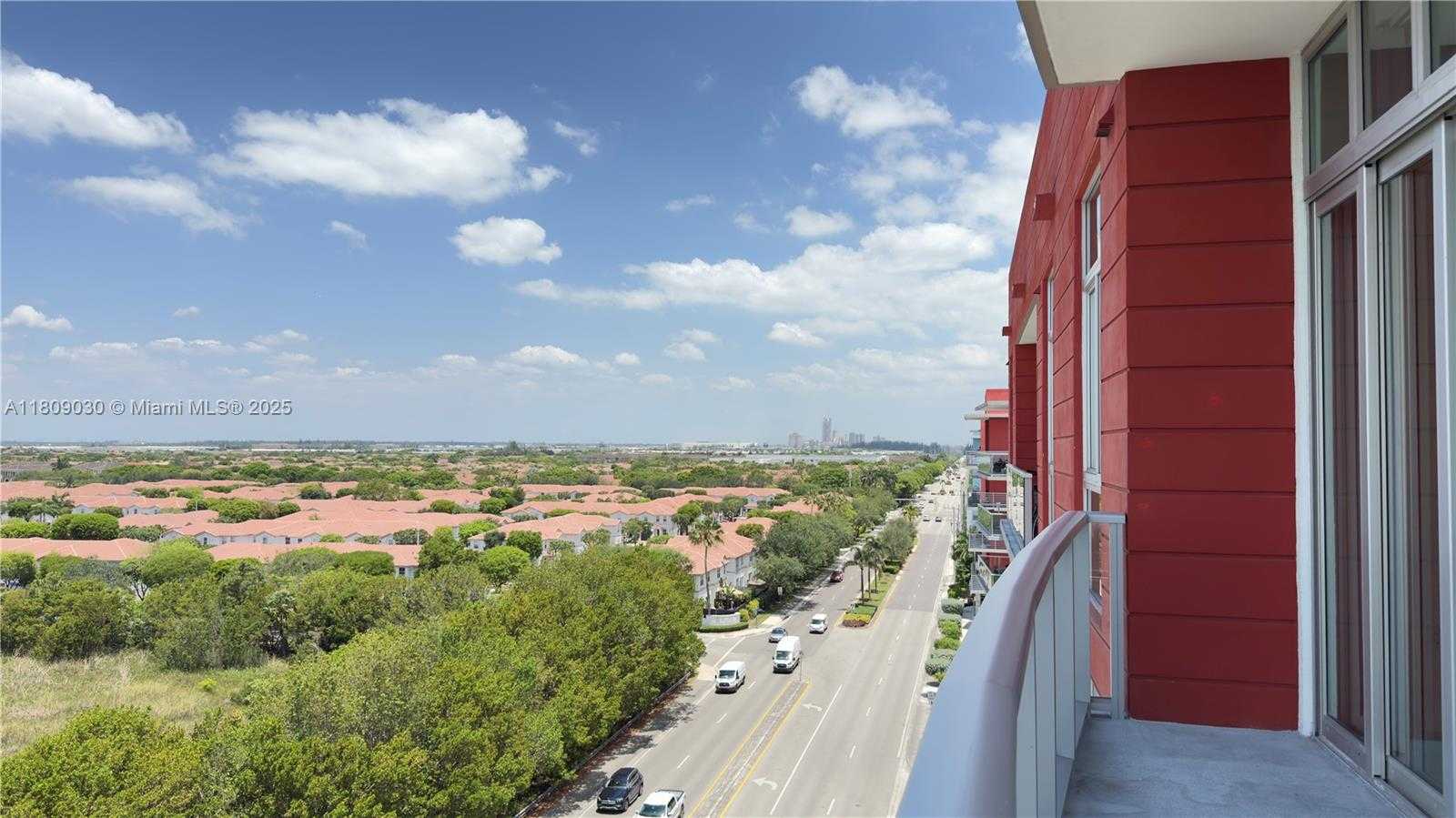 Small Image of 7825 NORTH WEST 107TH AVE #811, Doral Number 4