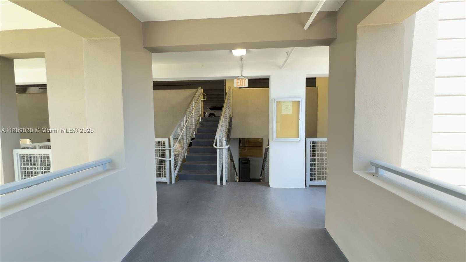 Small Image of 7825 NORTH WEST 107TH AVE #811, Doral Number 69