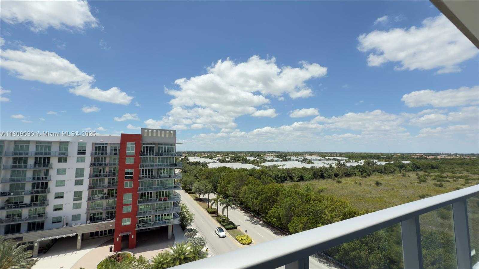 Small Image of 7825 NORTH WEST 107TH AVE #811, Doral Number 8