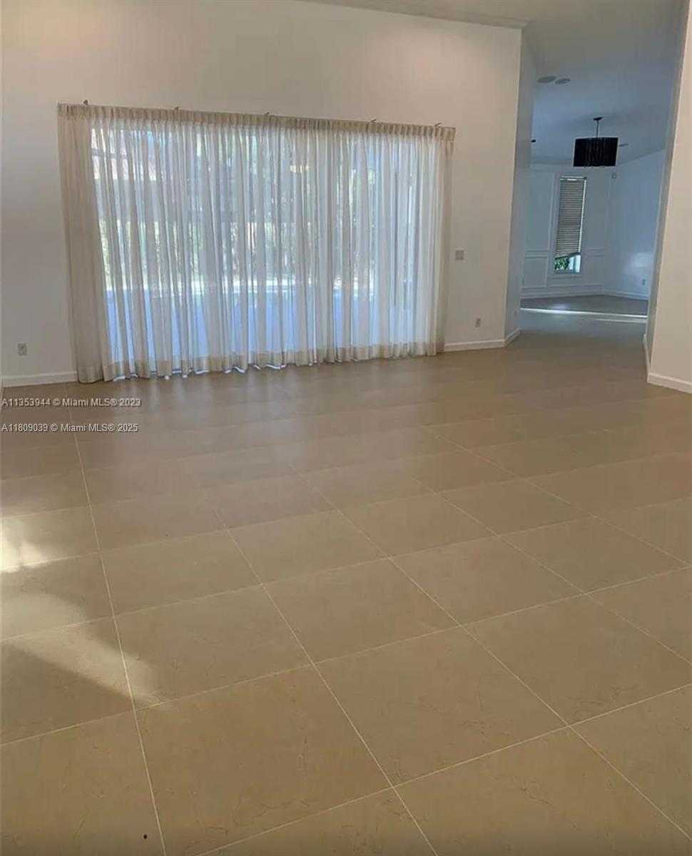 Small Image of 28 NORTH WEST 108TH WAY, Plantation Number 11