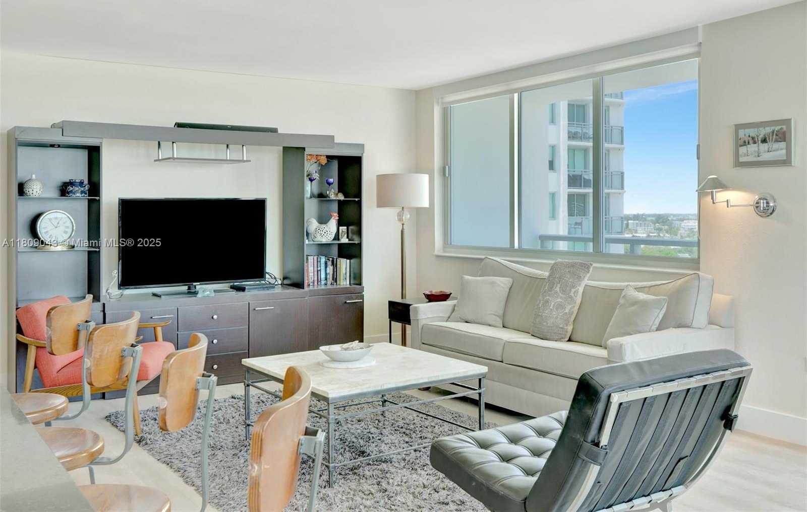 Small Image of 7135 COLLINS AVE #1105, Miami Beach Number 18