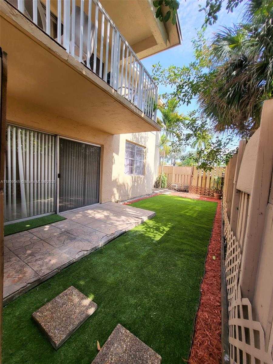 Small Image of 4410 NORTH WEST 79TH AVE #1C, Doral Number 14