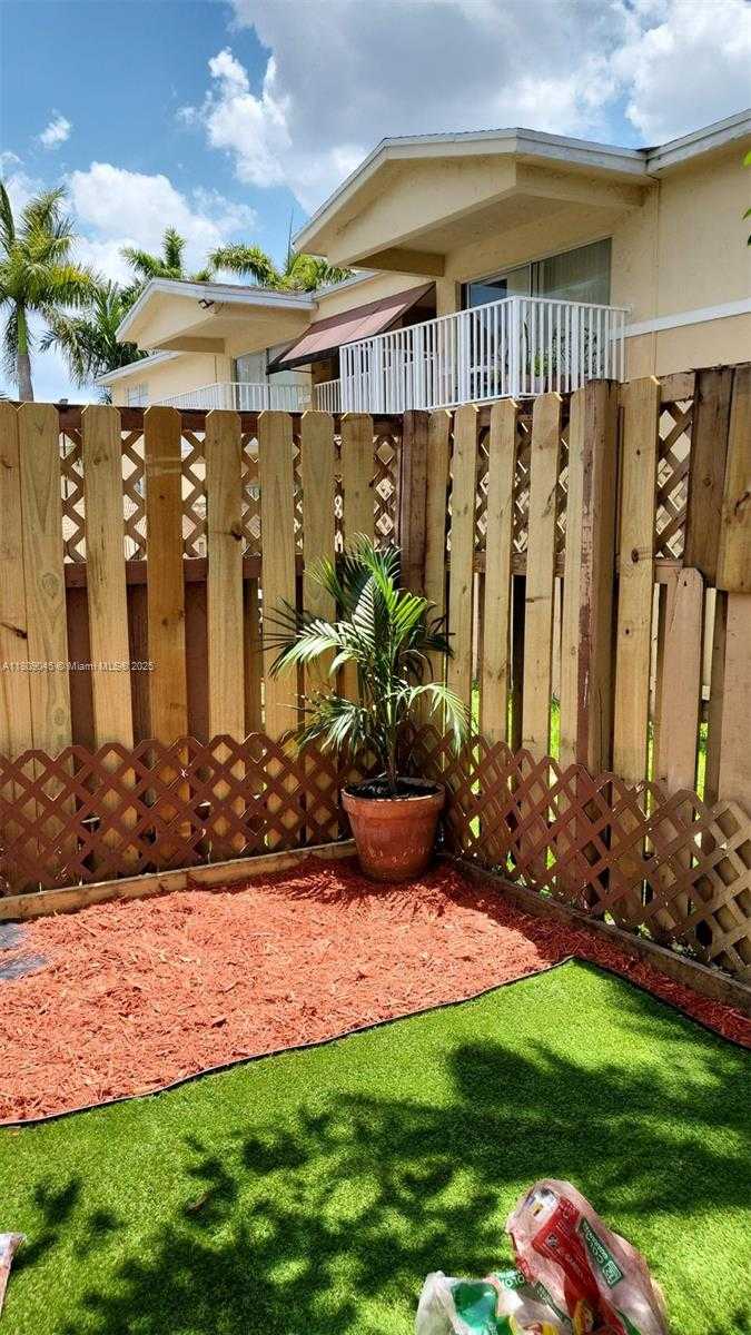 Small Image of 4410 NORTH WEST 79TH AVE #1C, Doral Number 16