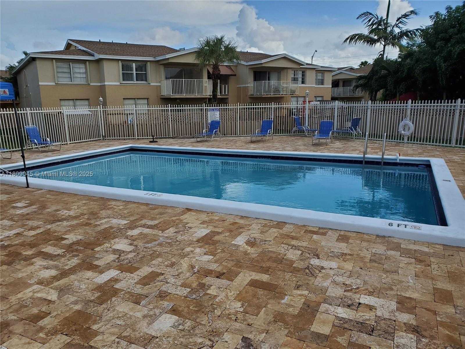 Small Image of 4410 NORTH WEST 79TH AVE #1C, Doral Number 19