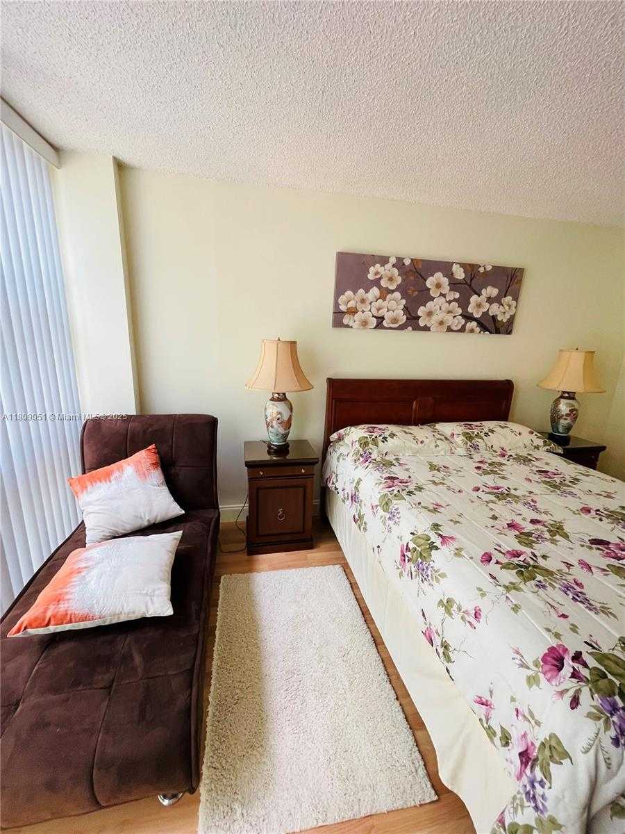 Small Image of 17021 NORTH BAY RD #318, Sunny Isles Beach Number 10