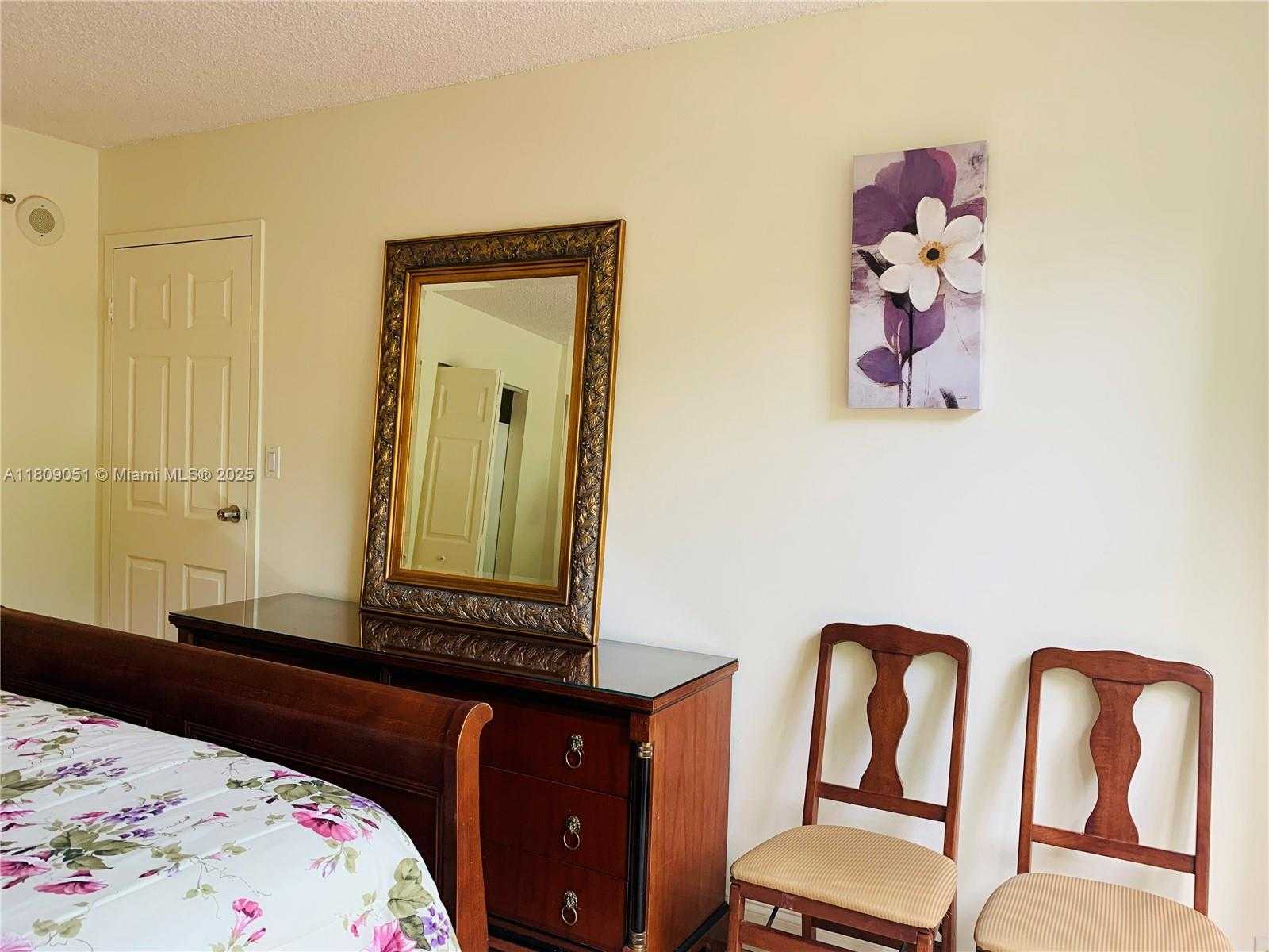 Small Image of 17021 NORTH BAY RD #318, Sunny Isles Beach Number 11
