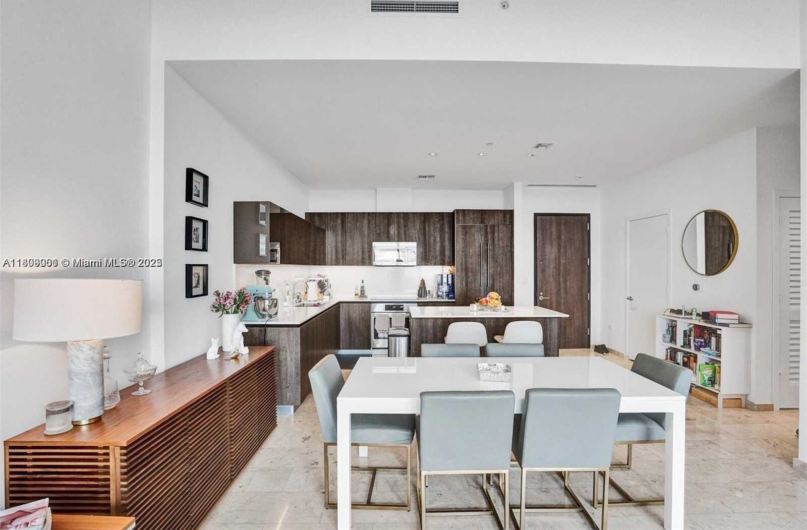 Small Image of 68 SOUTH EAST 6TH ST #4010, Miami Number 8