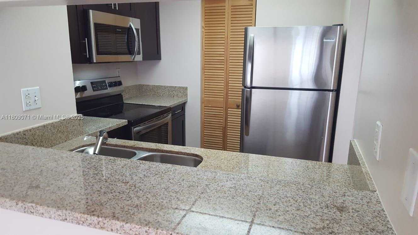 Small Image of 800 NORTH MIAMI AVE #E-1001, Miami Number 2
