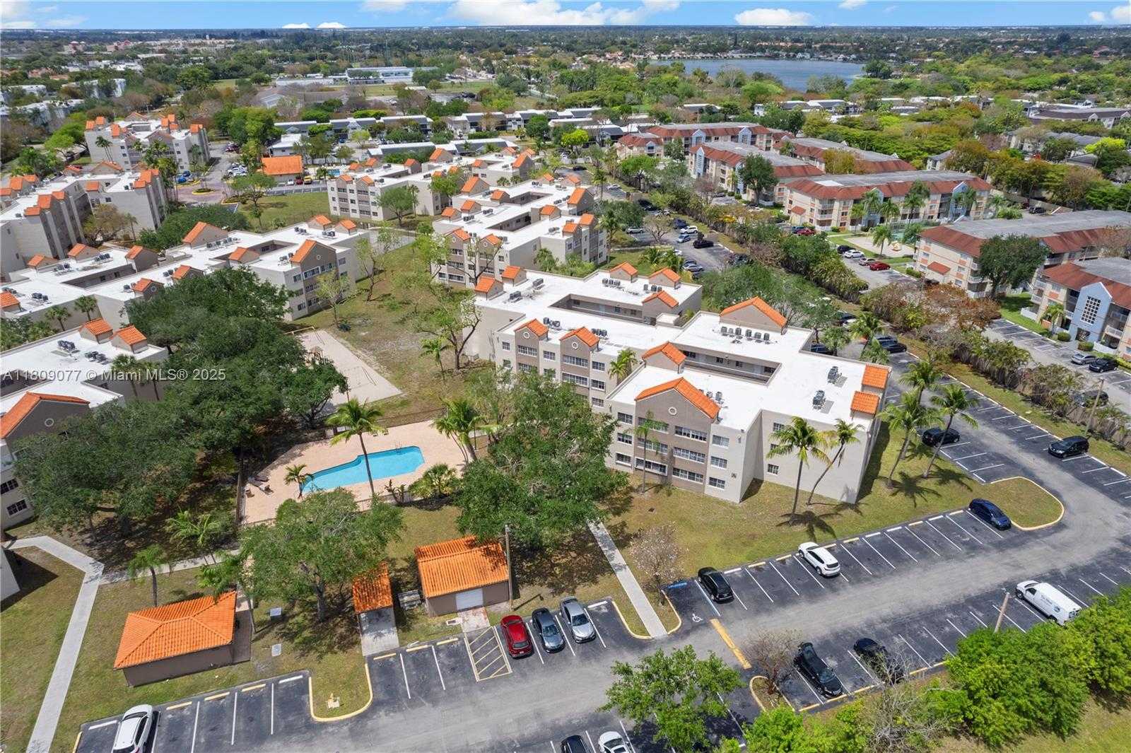 Small Image of 6135 NORTH WEST 186TH ST #202, Hialeah Number 27